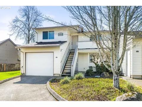 512 SE 157th Ave #27, Vancouver, WA 98684