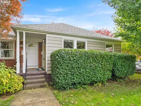 4702 N Montana Ave, Portland, OR 97217