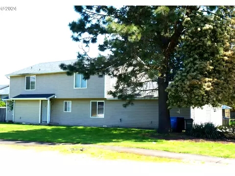13510 NE 72nd St, Vancouver, WA 98682