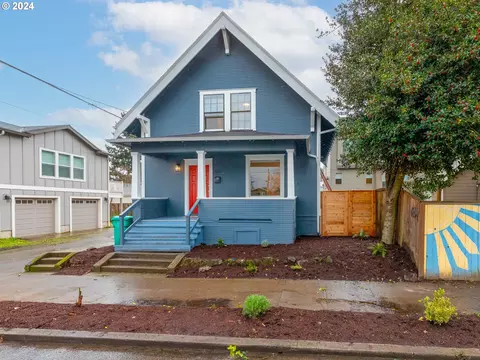 526 N Skidmore St, Portland, OR 97217