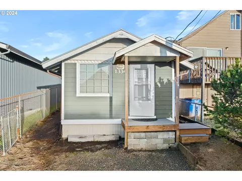 1334 NE Keel Ave, Lincoln City, OR 97367