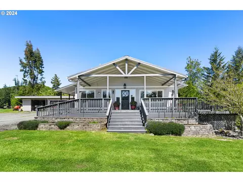 92463 Catching Creek Ln, Myrtle Point, OR 97458