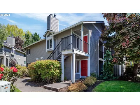 86 Kingsgate Rd #I-201, Lake Oswego, OR 97035