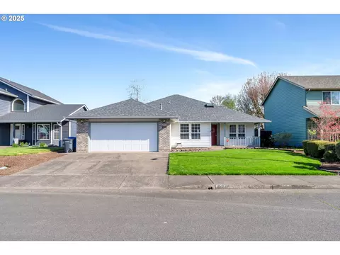 829 Boardwalk Ave, Keizer, OR 97303