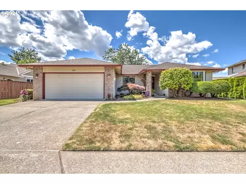 2851 NE Hood Ave, Gresham, OR 97030