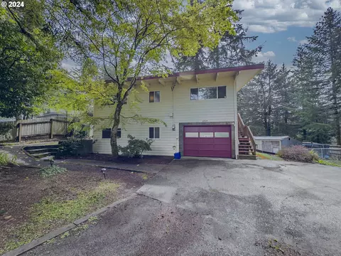 89525 Shore Crest Dr, Florence, OR 97439