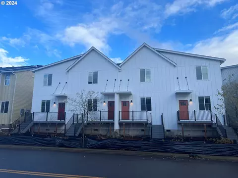 2061 Strong Rd, Salem, OR 97302