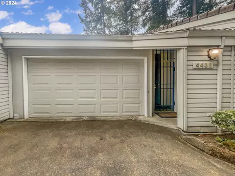 4438 Thunder Vista Ln #4438, Lake Oswego, OR 97035