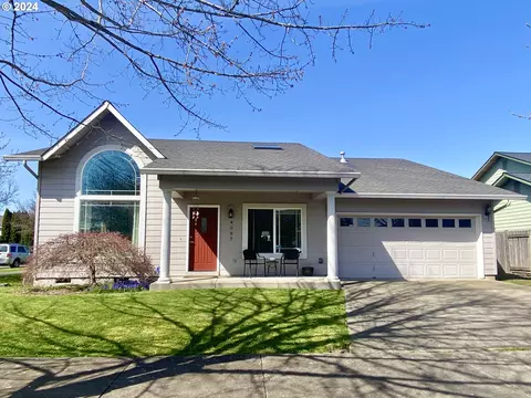 4087 Sabrena Ave, Eugene, OR 97404