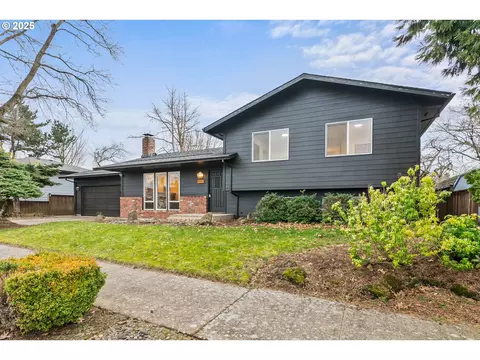 14400 NE Shaver St, Portland, OR 97230