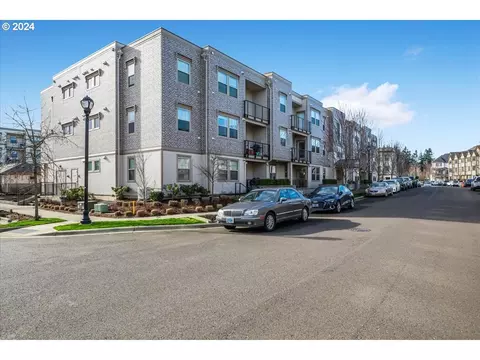 28615 SW Paris Ave #307, Wilsonville, OR 97070