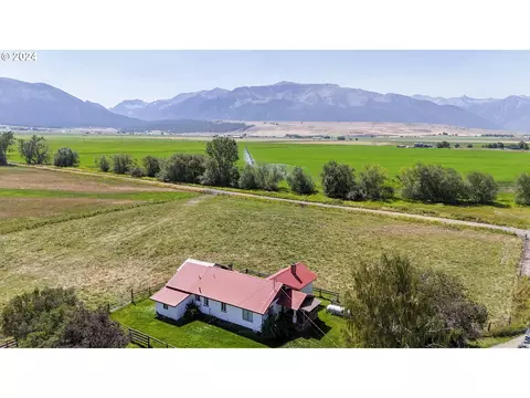 66437 Lathrop Rd, Joseph, OR 97846