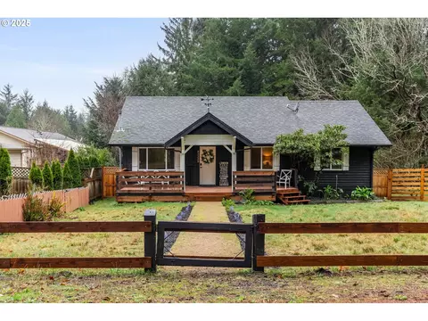 83228 N Pioneer Rd, Florence, OR 97439