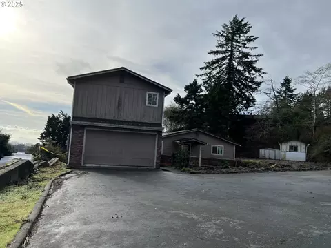 1032 Marina Heights Rd, Brookings, OR 97415