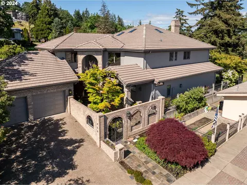 650 Sand Ave, Eugene, OR 97401 photo 1