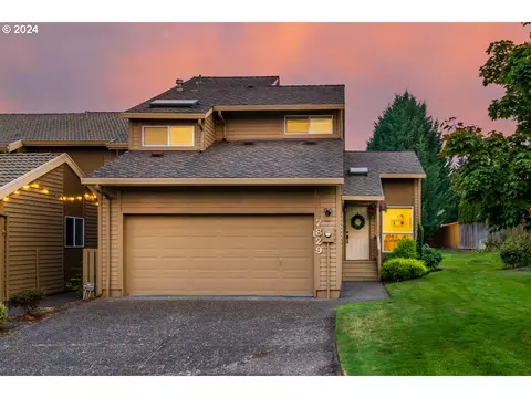 7829 SW Raintree Dr, Beaverton, OR 97008