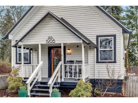 1906 Orchard Rd, Hood River, OR 97031