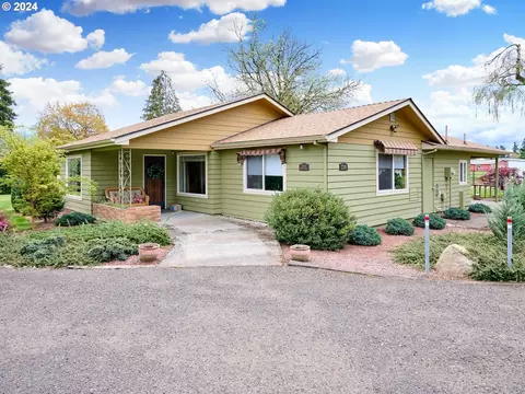17190 Boones Ferry Rd, Woodburn, OR 97071