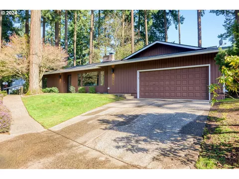 14525 SW Forest Dr, Beaverton, OR 97007