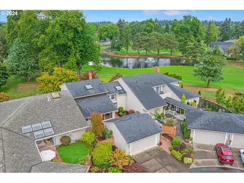 7725 SW Arbor Lake Ct, Wilsonville, OR 97070