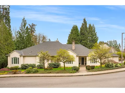 3530 SW 60th Pl, Portland, OR 97221