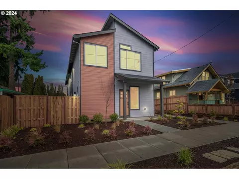 9393 N Ivanhoe St, Portland, OR 97203
