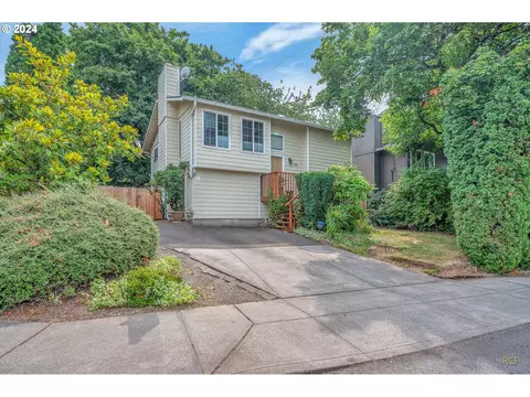 11206 SW 49th Ave, Portland, OR 97219
