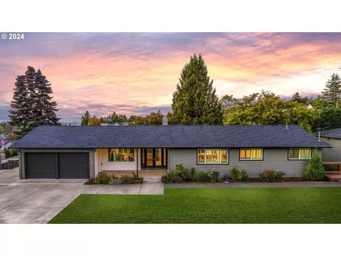 13455 SE Lucille St, Happy Valley, OR 97086