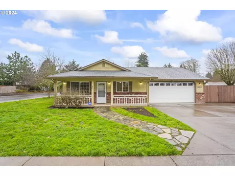 3994 Banner St, Eugene, OR 97404