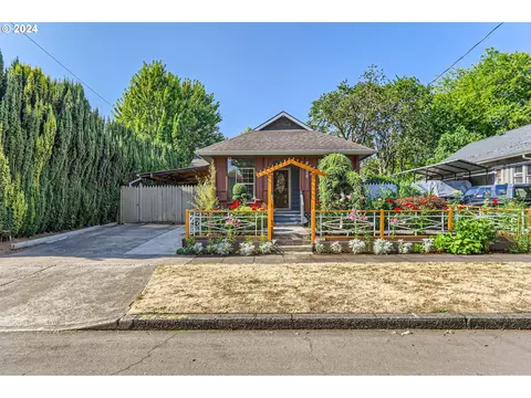 7326 N Hudson St, Portland, OR 97203