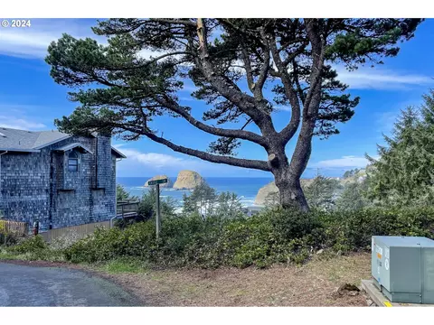 castle dr, Oceanside, OR 97134