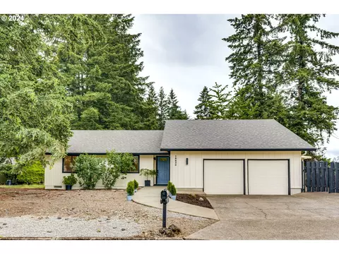 18850 Roundtree Dr, Oregon City, OR 97045