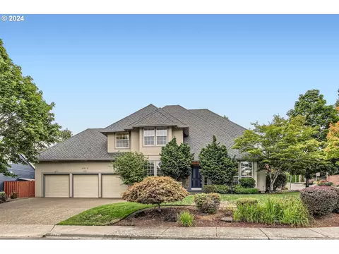 3912 NW Loy Ct, Portland, OR 97229
