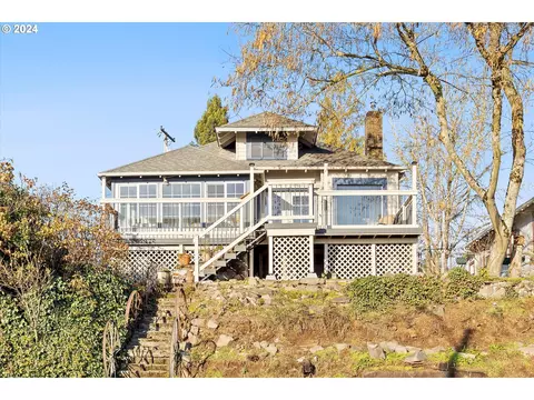2120 E 6th St E, Vancouver, WA 98661