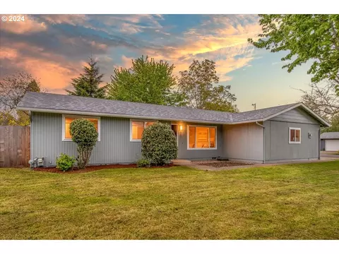 812 Maine Ave NE, Keizer, OR 97303