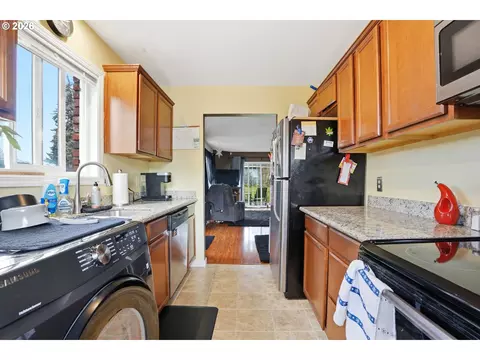 Other - 1830 NE Hogan Dr, Gresham, OR 97030 photo 2 of 5