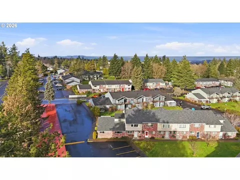 View/Area - 1830 NE Hogan Dr, Gresham, OR 97030 photo 9 of 9