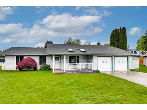 9700 NW 19th Ave, Vancouver, WA 98665