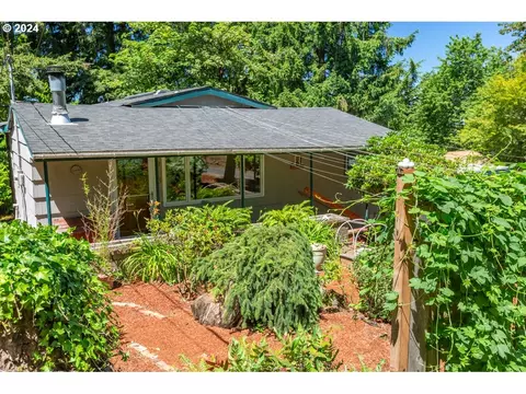 9321 SW 4th Ave SW, Portland, OR 97219