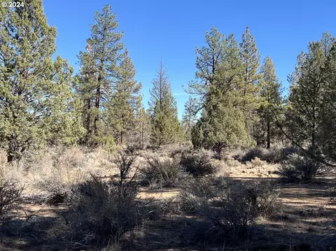 oregon pines rd, Beatty, OR 97621