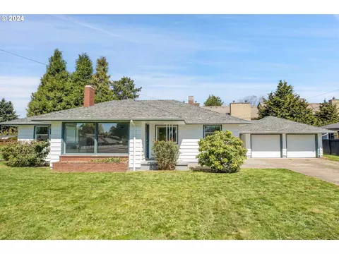 3218 NE 49th St, Vancouver, WA 98663