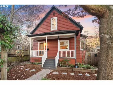 4308 NE Rodney Ave, Portland, OR 97211