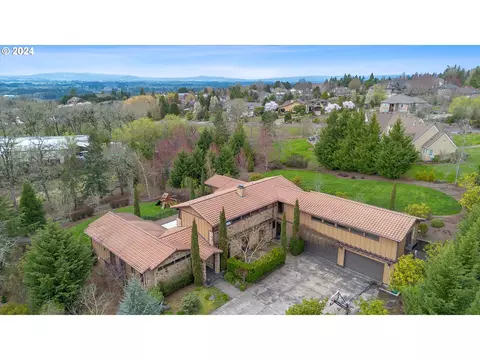 19857 SW Augustine Ct, Beaverton, OR 97007