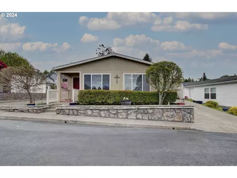 17401 SE 39th St #38, Vancouver, WA 98683
