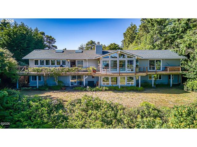 291 SE Penter Ln, Newport, OR 97365