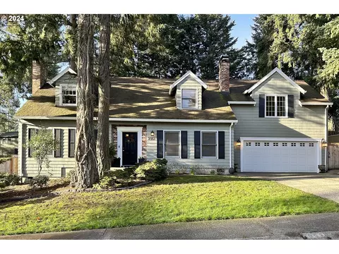2951 Ascot Cir, West Linn, OR 97068