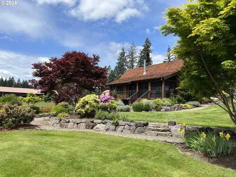 8011 NE 329th St, La Center, WA 98629