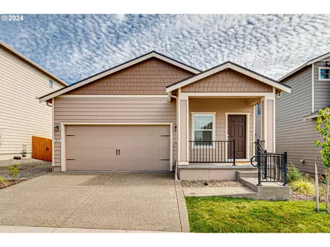 1419 W 16th Ave, La Center, WA 98629