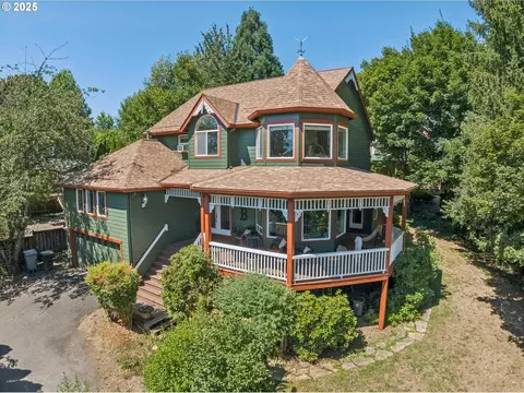 1345 11th St, West Linn, OR 97068