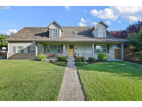 5895 Firestone Dr, Eugene, OR 97402